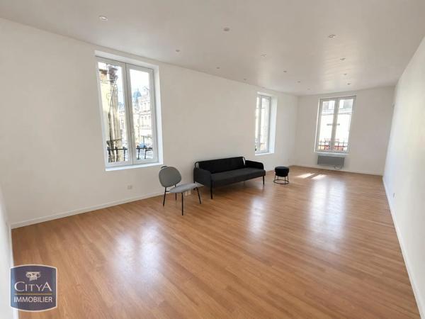 Appartement à louer 3 pièces 85.83m² Saint-Quentin (02100)