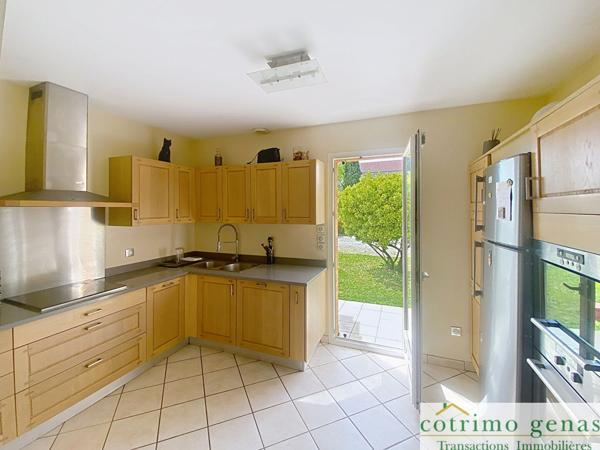 Genas Maison 140m² habitables sur terrain 755m²