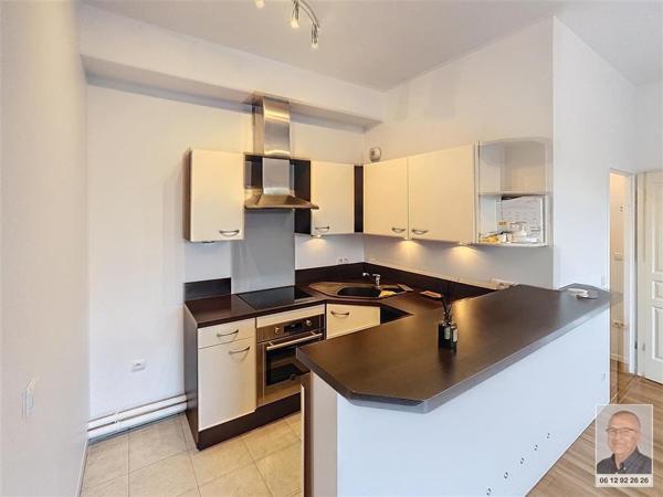 SUPERBE APPARTEMENT 2 PIÈCES AVEC BALCON & PARKING À 5 MIN GARE RER