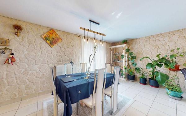 Maison à vendre    6 pièces • 105 m2 Roissy-en-Brie