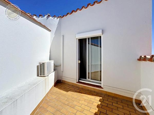 Appartement F3 à vendre  3 pièces - 49,21 m 2   LE BARCARES  - 66