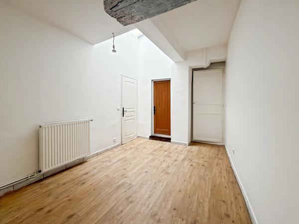 Montfort-l'Amaury Hyper Centre – Une petite maison de charme cachée au cœur du village