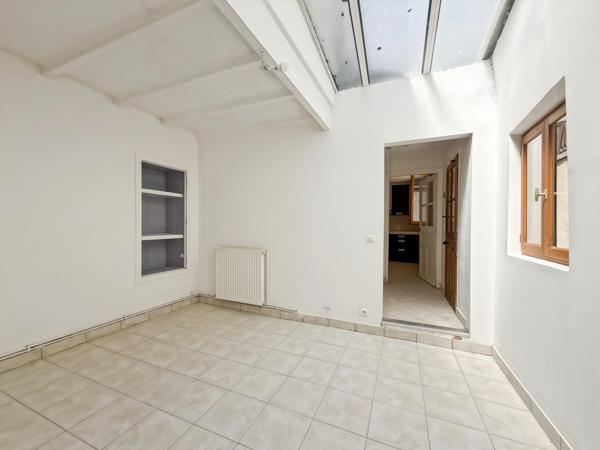 Montfort-l'Amaury Hyper Centre – Une petite maison de charme cachée au cœur du village