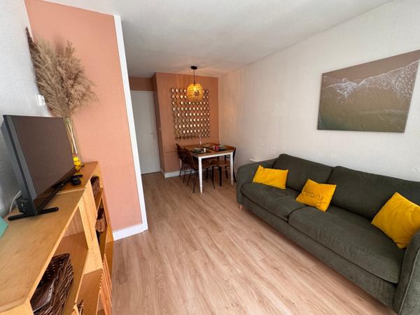 Appartement avec chambre cabine et terrasse
