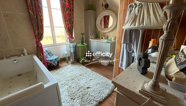 Maison
         9 pièces
        - 235 m² 370 000 € *