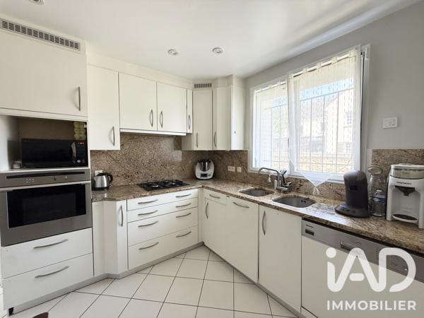 Maison à vendre 5 pièces 175 m² Vaux-le-Pénil