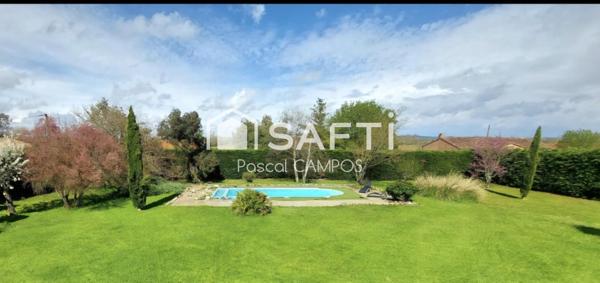 terrain constructible de 1400m² avec piscine déjà existante