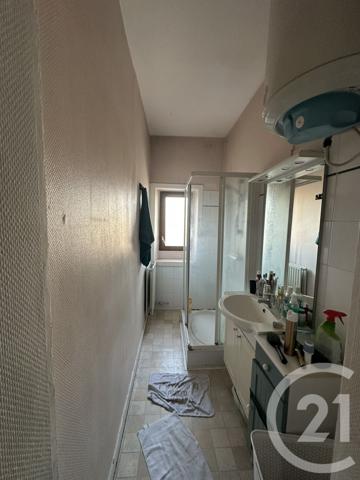 Appartement T3 à vendre  3 pièces - 70 m2 LAVAL - 53