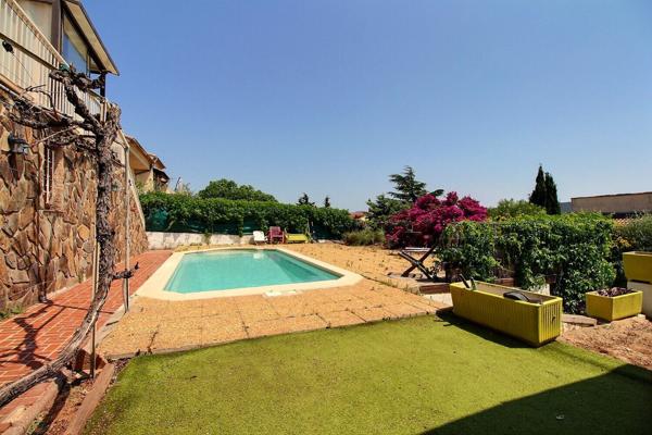 Maison La Valette 2 appartements beau terrain avec piscine