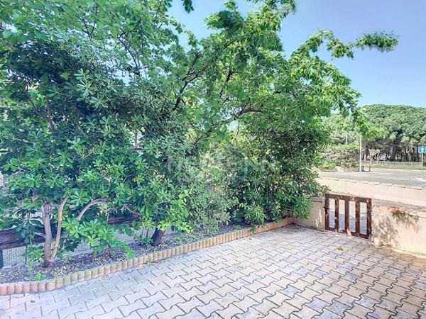 LE GRAU DU ROI - STUDIO CABINE AVEC TERRASSE - SECTEUR BOUCANET