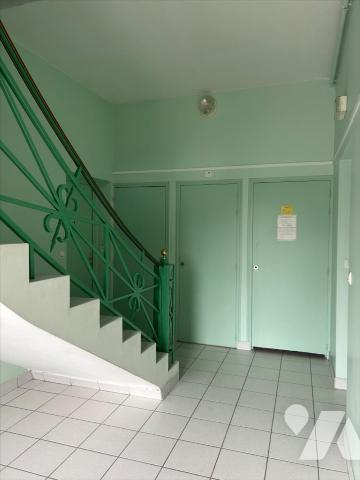 CARHAIX IDEAL INVESTISSEUR T3 dans petite co-propriété