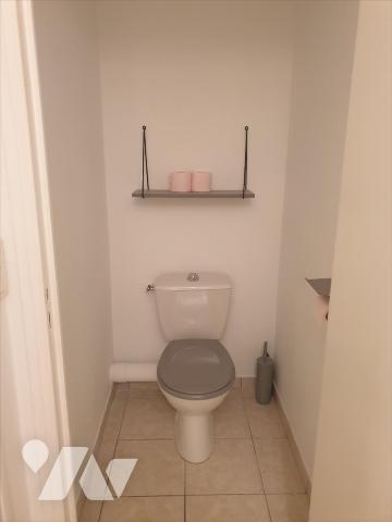 CARHAIX IDEAL INVESTISSEUR T3 dans petite co-propriété