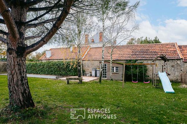 Lumineuse charentaise au jardin paysagé et son appartement