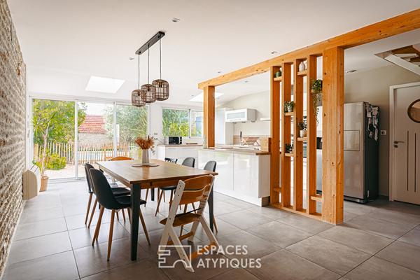 Lumineuse charentaise au jardin paysagé et son appartement