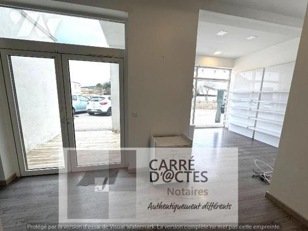  Les Notaires Associés CARRE D'@CTES VAUNAGE vous proposent à la vente, les Murs de ce local co...