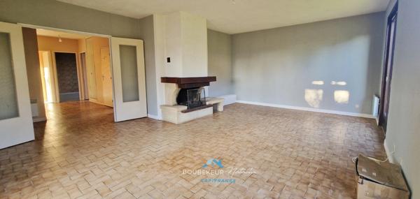 Maison individuelle, à PRIGONRIEUX (24) plain pied, 100m²+ jardin, 3 chambres