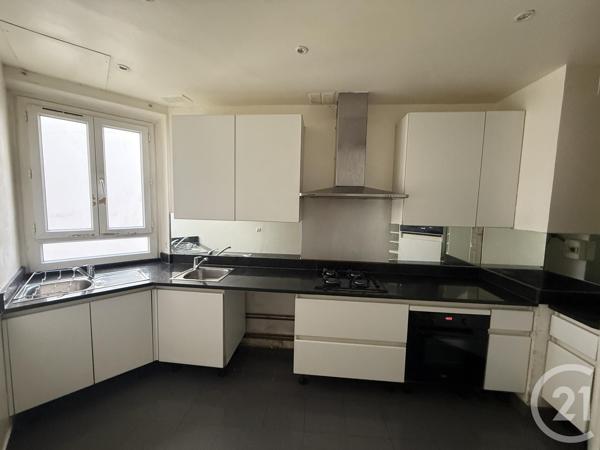 Appartement F5 à vendre  5 pièces - 111,09 m 2   PARIS  - 75011