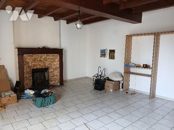 Maison à vendre à VERNOUX-EN-GATINE (79240)