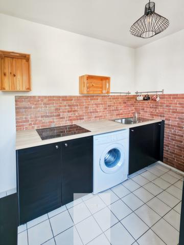 Pontault-Combault (77340) Grand studio meublé avec balcon + parking – Idéal investissement ou 1er achat à Pontault-Combault