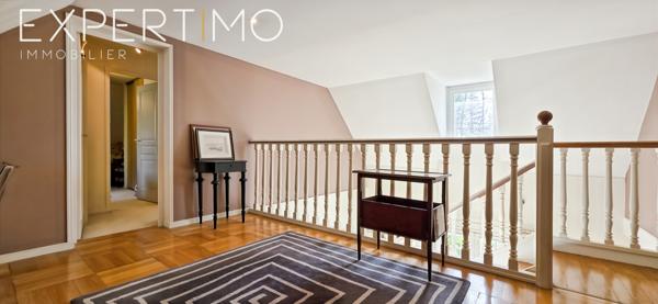 La Norville (91290) Propriété familiale de standing de 228 m² au cœur d’un parc arboré de 4 539 m²