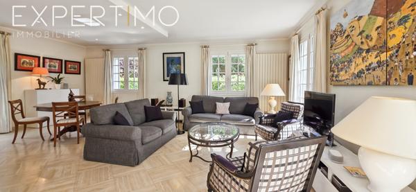 La Norville (91290) Propriété familiale de standing de 228 m² au cœur d’un parc arboré de 4 539 m²