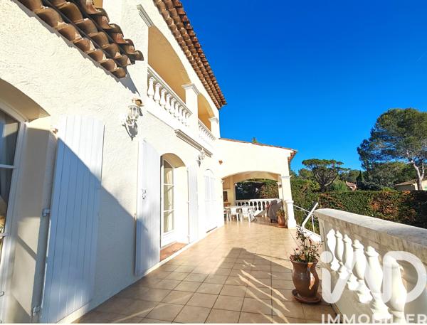 Maison à vendre 6 pièces 160 m² Saint-Raphaël