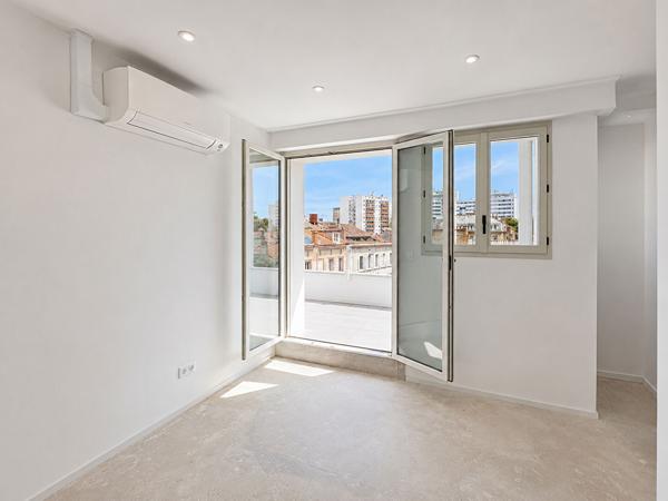 TOULOUSE - GRAND ROND - T4 DUPLEX, 3 TERRASSES, ASCENSEUR, CAVE , Toulouse