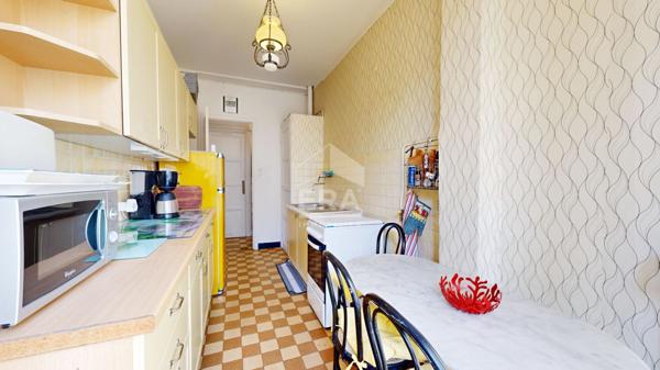 NICE - FLEURS / F. GROSSO : VASTE 2 PIÈCES AVEC BALCON CÔTÉ EST