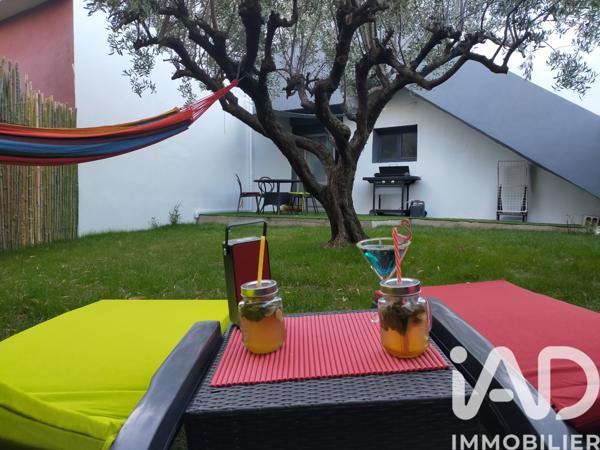 Maison à vendre 10 pièces 225 m² Nîmes-Saint-Césaire