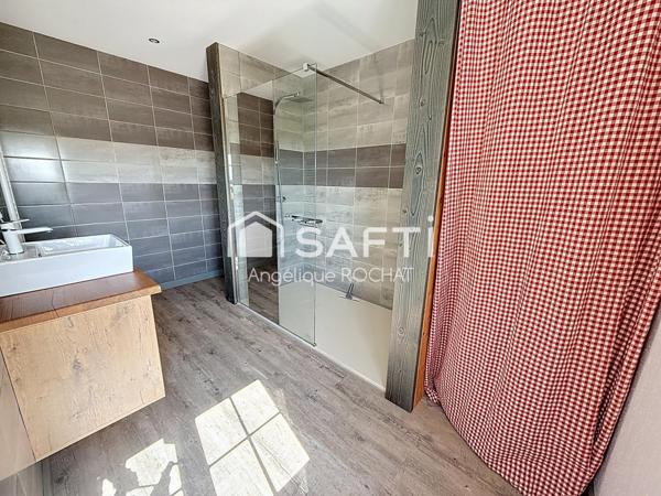 Grande maison avec garage, piscine  sur un grand parc de 6000m2 sur Roujan Gabian