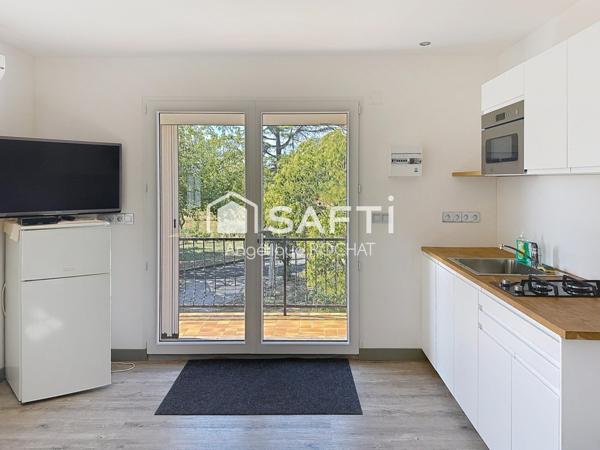 Grande maison avec garage, piscine  sur un grand parc de 6000m2 sur Roujan Gabian