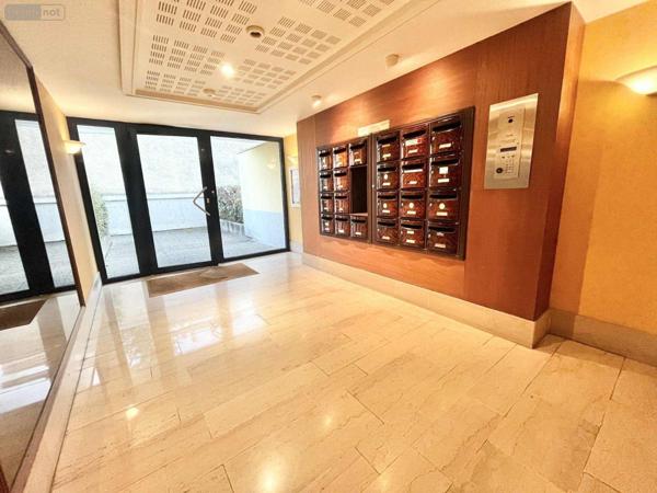 Appartement à vendre à Besançon dans le Doubs (25000), ref : 25006-73-2025   
rue des Vieilles Perrières