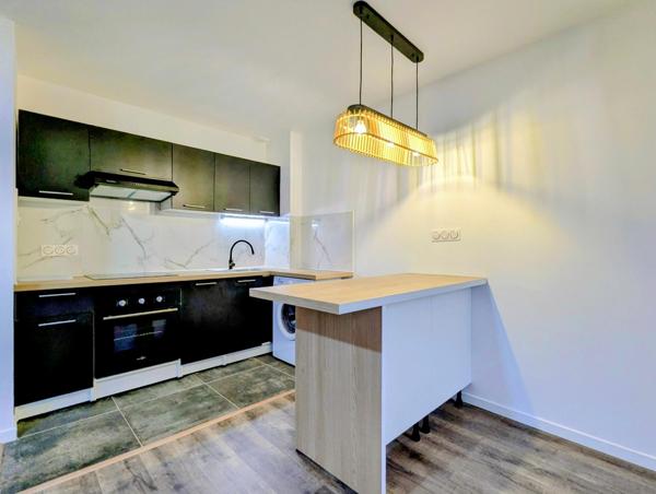 Appartement rénové dans belle résidence