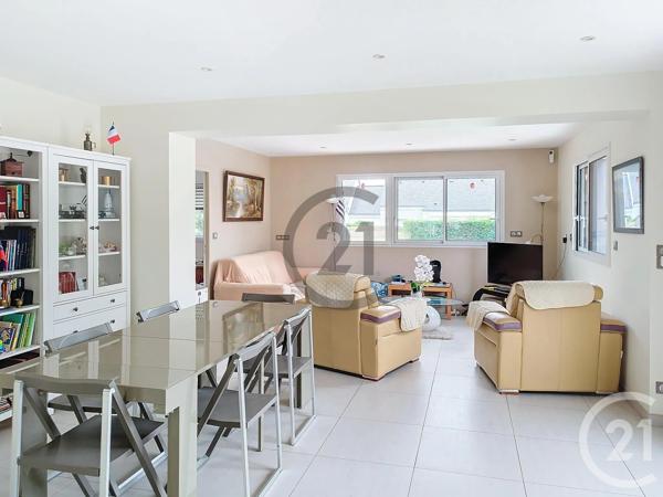 Maison à vendre  6 pièces - 140 m 2   ST LYPHARD  - 44