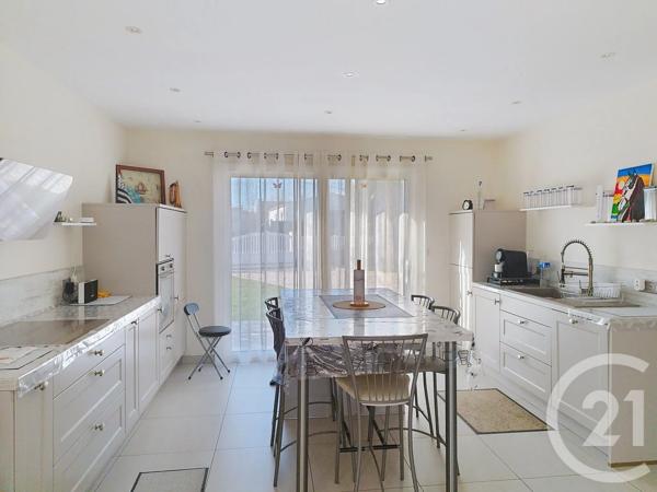 Maison à vendre  6 pièces - 140 m 2   ST LYPHARD  - 44