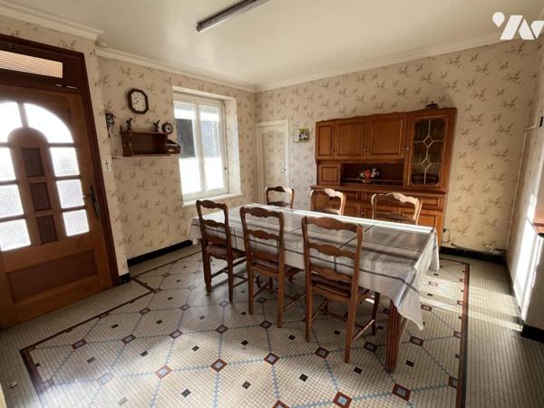 Hôpital de QUESSOY - Maison en pierres, dépendance et terrain