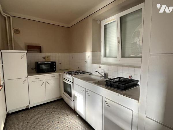 Hôpital de QUESSOY - Maison en pierres, dépendance et terrain