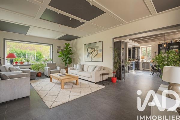 Maison à vendre 10 pièces 231 m² Saint-Martin-d'Uriage