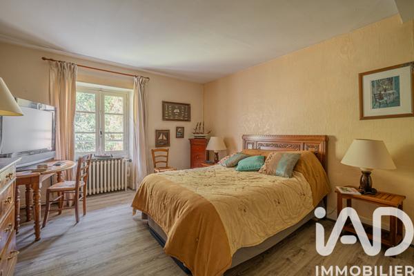 Maison à vendre 10 pièces 231 m² Saint-Martin-d'Uriage