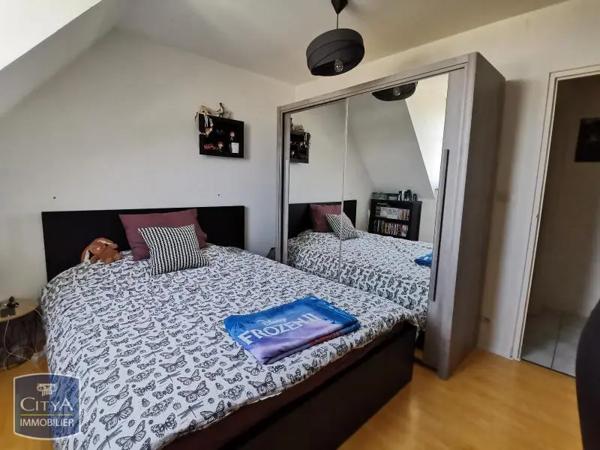 Appartement à louer 4 pièces 84.22m² Laon (02000)