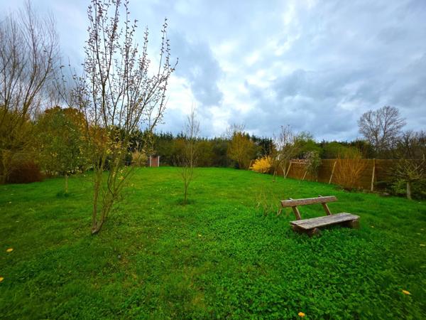 Contemporaine 4 chambres avec grande pièce de vie !