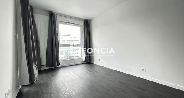 Location Appartement 2 pièces 43.24 m² - Saint-herblain 44800