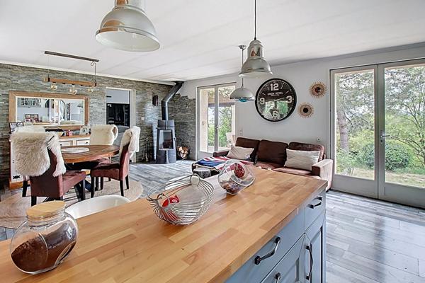 EXCLUSIVITE À VENDRE - VIDAUBAN - Maison T4 avec VUE 88 m² sur 3856m² de terrain arboré en restanques