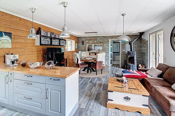 EXCLUSIVITE À VENDRE - VIDAUBAN - Maison T4 avec VUE 88 m² sur 3856m² de terrain arboré en restanques