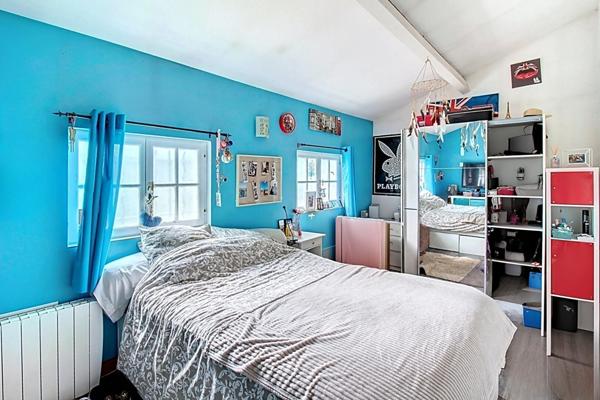 EXCLUSIVITE À VENDRE - VIDAUBAN - Maison T4 avec VUE 88 m² sur 3856m² de terrain arboré en restanques