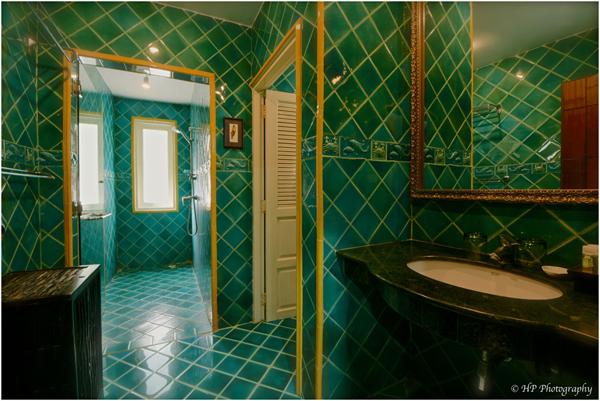 Villa de 12 chambres avec 2 piscines à vendre à Patong, Phuket