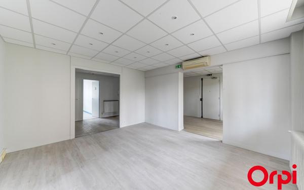 Appartement à vendre    5 pièces • 115,92 m2 Caluire-et-Cuire
