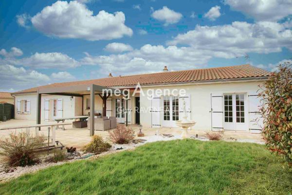 Maison à THOUARS, 79100 - 7 pièces 167m²