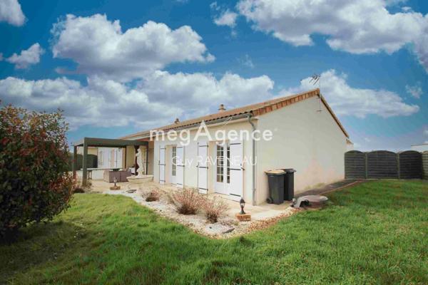 Maison à THOUARS, 79100 - 7 pièces 167m²