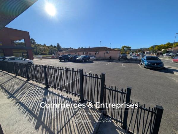 Fonds de commerce Restauration rapide avec terrasse et parking à vendre - Zone commerciale du Pujol AURIOL (13)